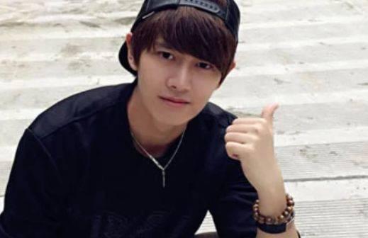 任嘉伦吃瓜娱乐,揭秘明星幕后趣事