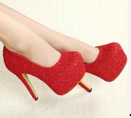 娱乐吃瓜酱红色高跟鞋,娱乐吃瓜酱带你揭秘时尚与娱乐的跨界传奇